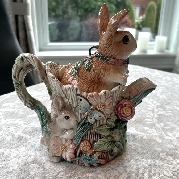 Vintage Fitz and Floyd Classics Bunny Teapot - Picture 7 of 16